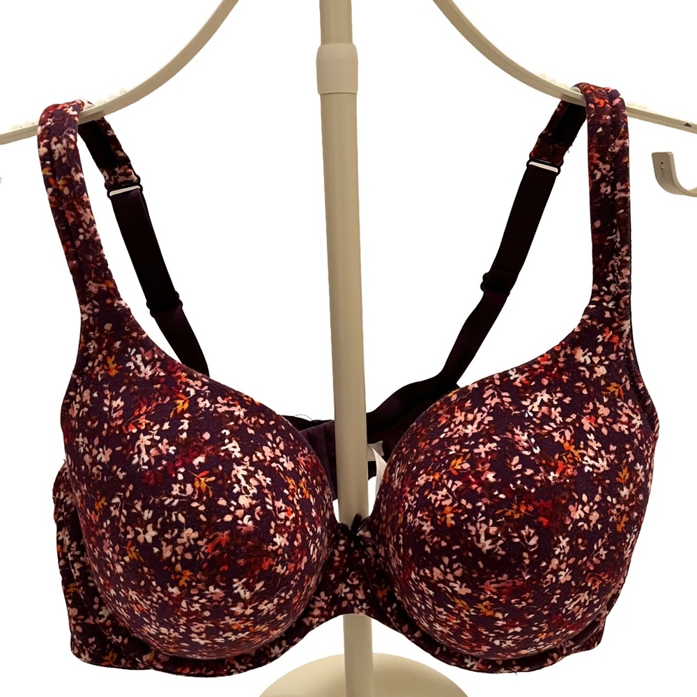 Cacique Purple Floral Women's Lightly Lined T-Shirt Bra size 44B Underwire